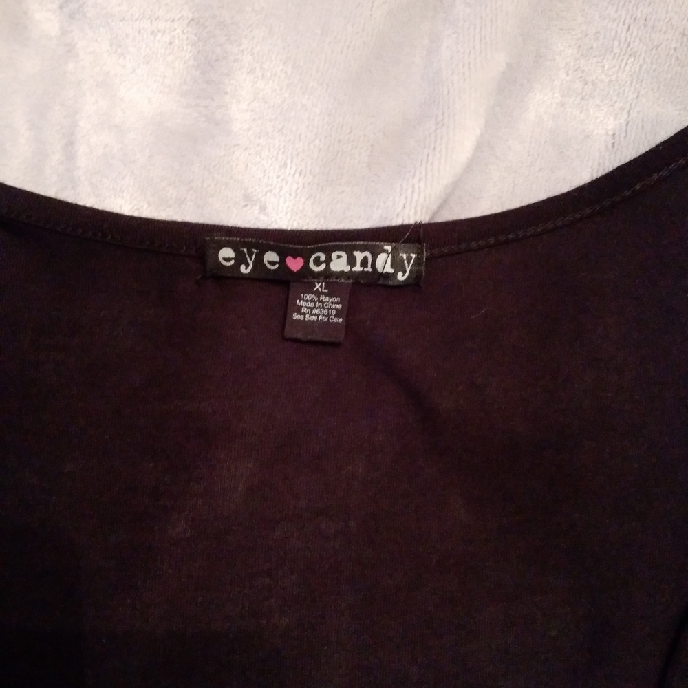 Shirt - Picture 2 of 3